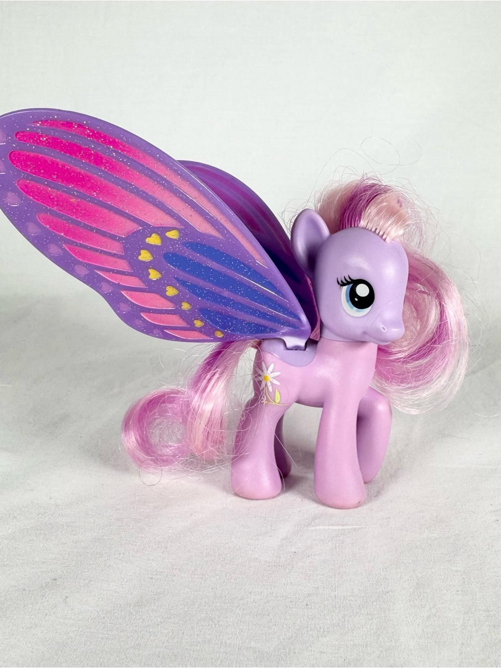 My Little Pony G4 Glimmer Wings Daisy Dreams MLP Figure 2011 Hasbro